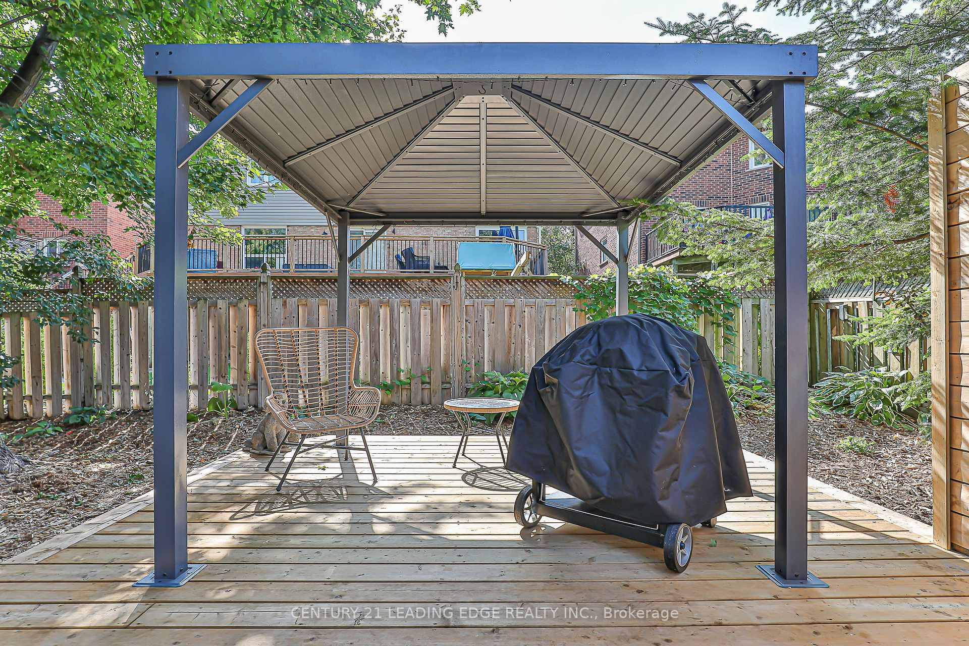 Photo 35 of 31 Twelve Oaks Drive, Aurora, Aurora Village — HOMEH