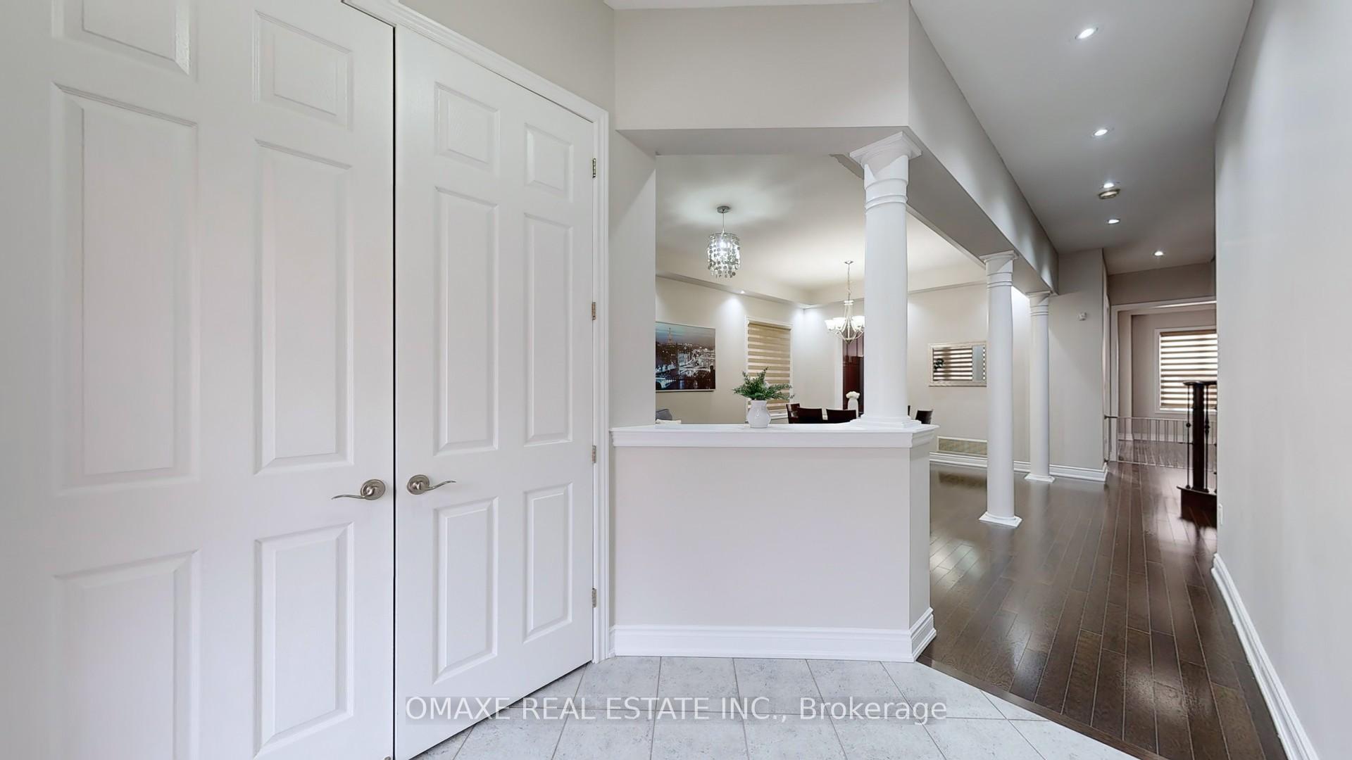 Photo 5 of 218 Bonnieglen Farm Boulevard, Caledon, Rural Caledon — HOMEH