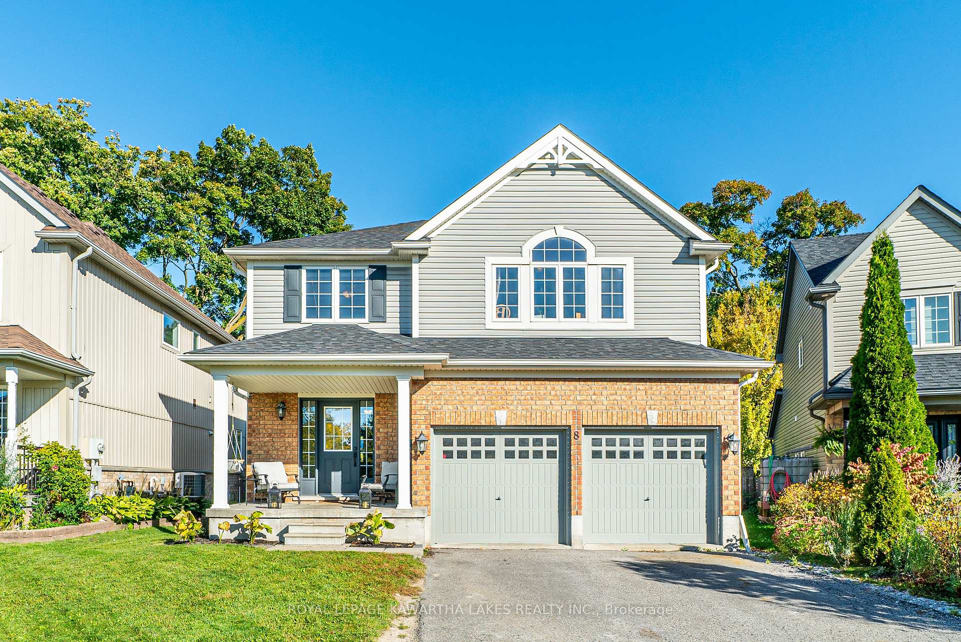 Front of 8 Fallingbrook Crescent