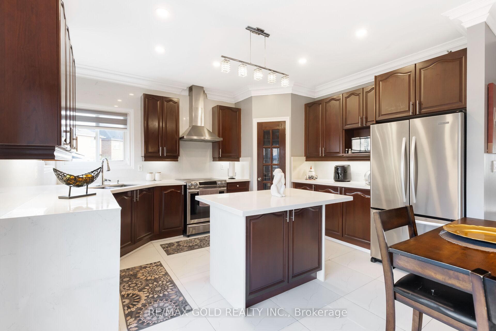 Photo 23 of 15 smoothrock Trail, Brampton, Sandringham-Wellington — HOMEH