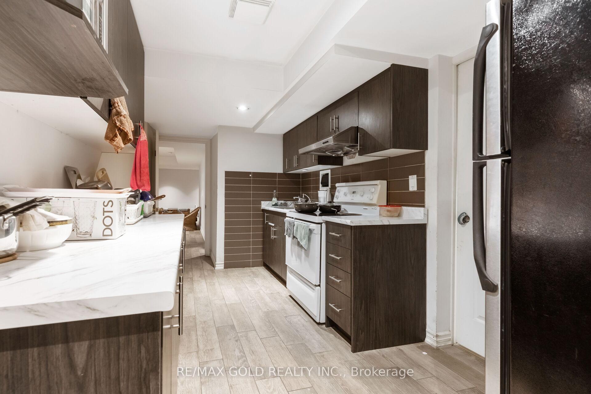 Photo 42 of 15 smoothrock Trail, Brampton, Sandringham-Wellington — HOMEH