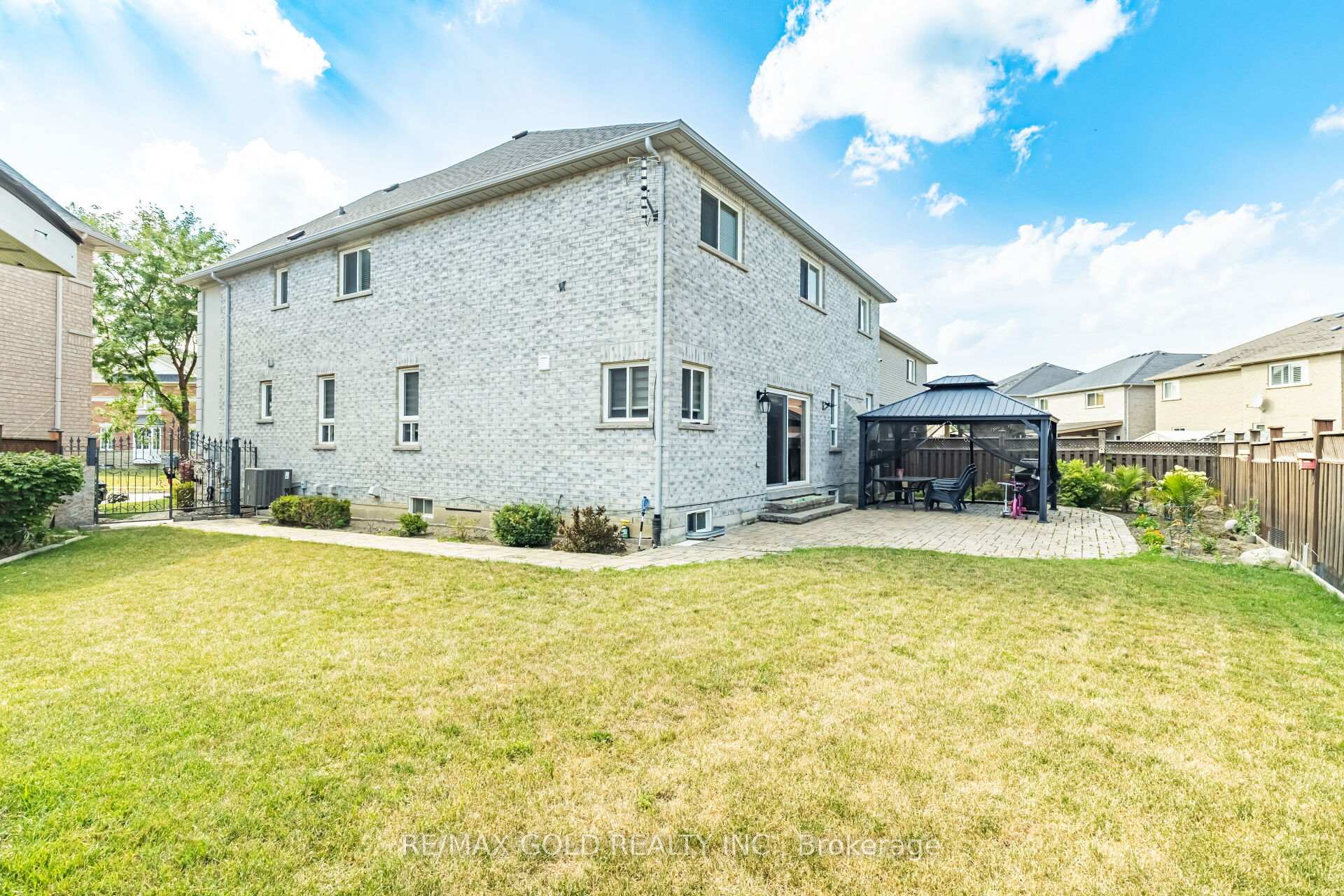 Photo 45 of 15 smoothrock Trail, Brampton, Sandringham-Wellington — HOMEH