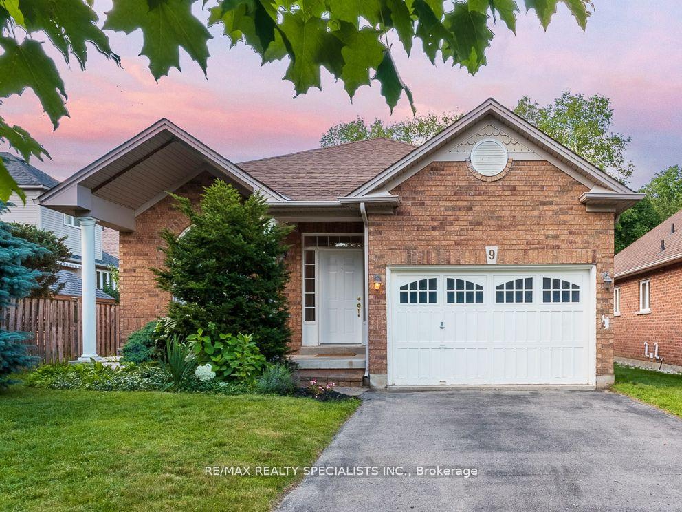 Photo 2 of 9 Putney Road, Caledon, Caledon East — HOMEH