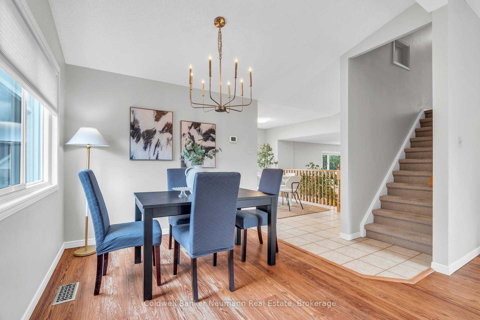 Photo 11 of 22 Celia Crescent, Guelph, Dovercliffe Park/Old University — HOMEH