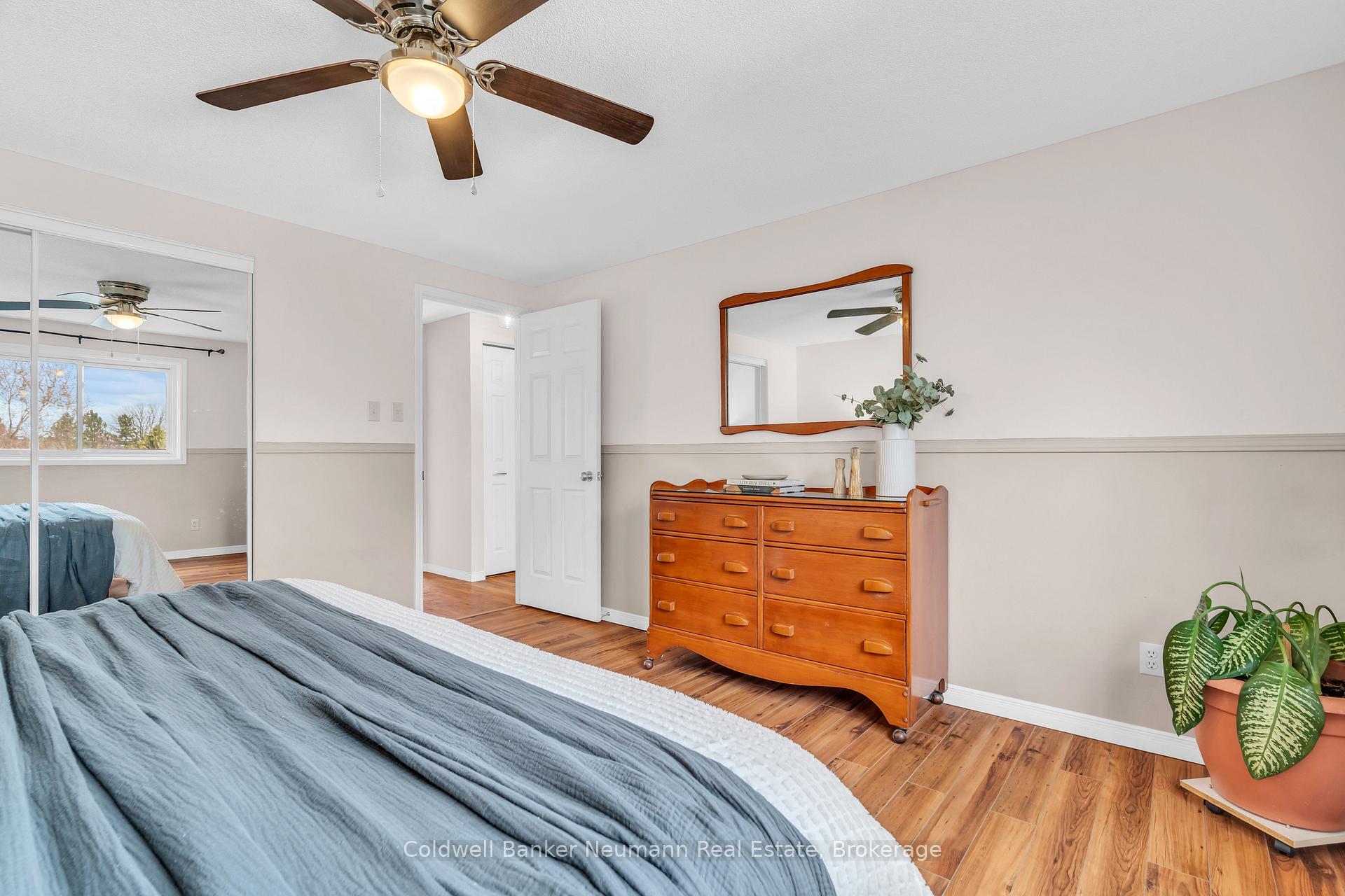 Photo 21 of 22 Celia Crescent, Guelph, Dovercliffe Park/Old University — HOMEH