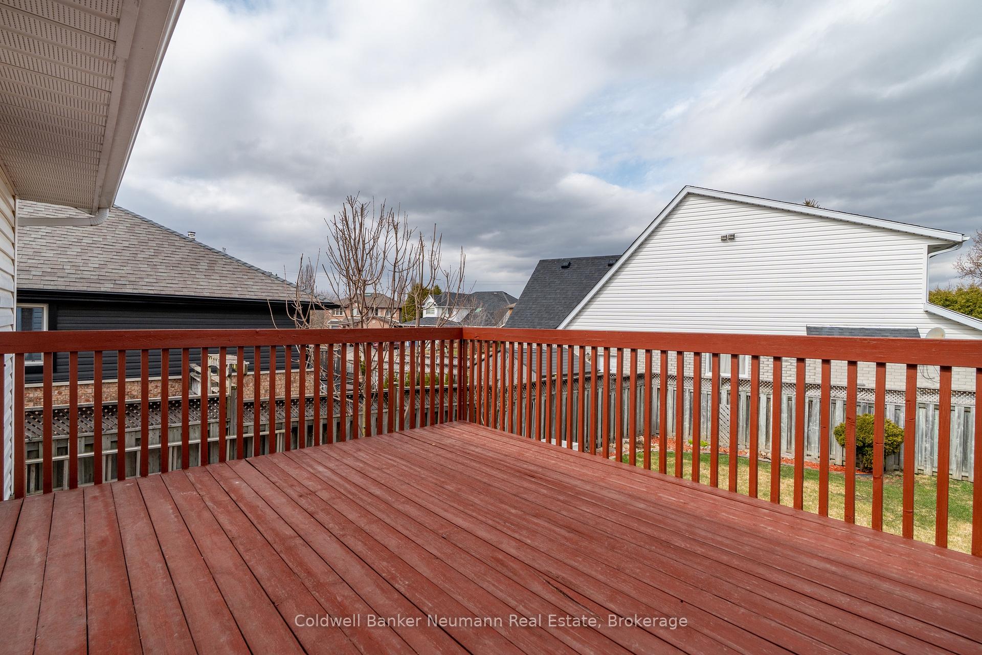 Photo 36 of 22 Celia Crescent, Guelph, Dovercliffe Park/Old University — HOMEH