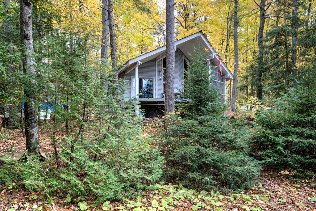 Photo 10 of 1340 Cannon Trail, Frontenac, Frontenac North — HOMEH