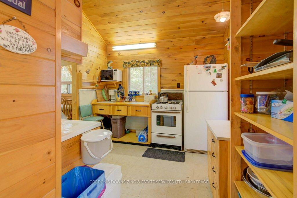 Photo 18 of 1340 Cannon Trail, Frontenac, Frontenac North — HOMEH