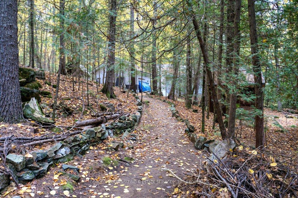 Photo 36 of 1340 Cannon Trail, Frontenac, Frontenac North — HOMEH