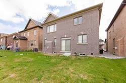Photo 10 of 10 O'connor Crescent, Brampton, Northwest Brampton — HOMEH