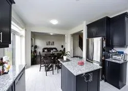 Photo 28 of 10 O'connor Crescent, Brampton, Northwest Brampton — HOMEH