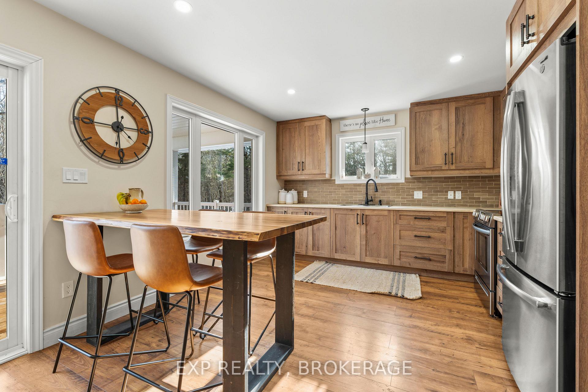 Photo 7 of 2579 Desert Lake Road, Frontenac, Frontenac South — HOMEH