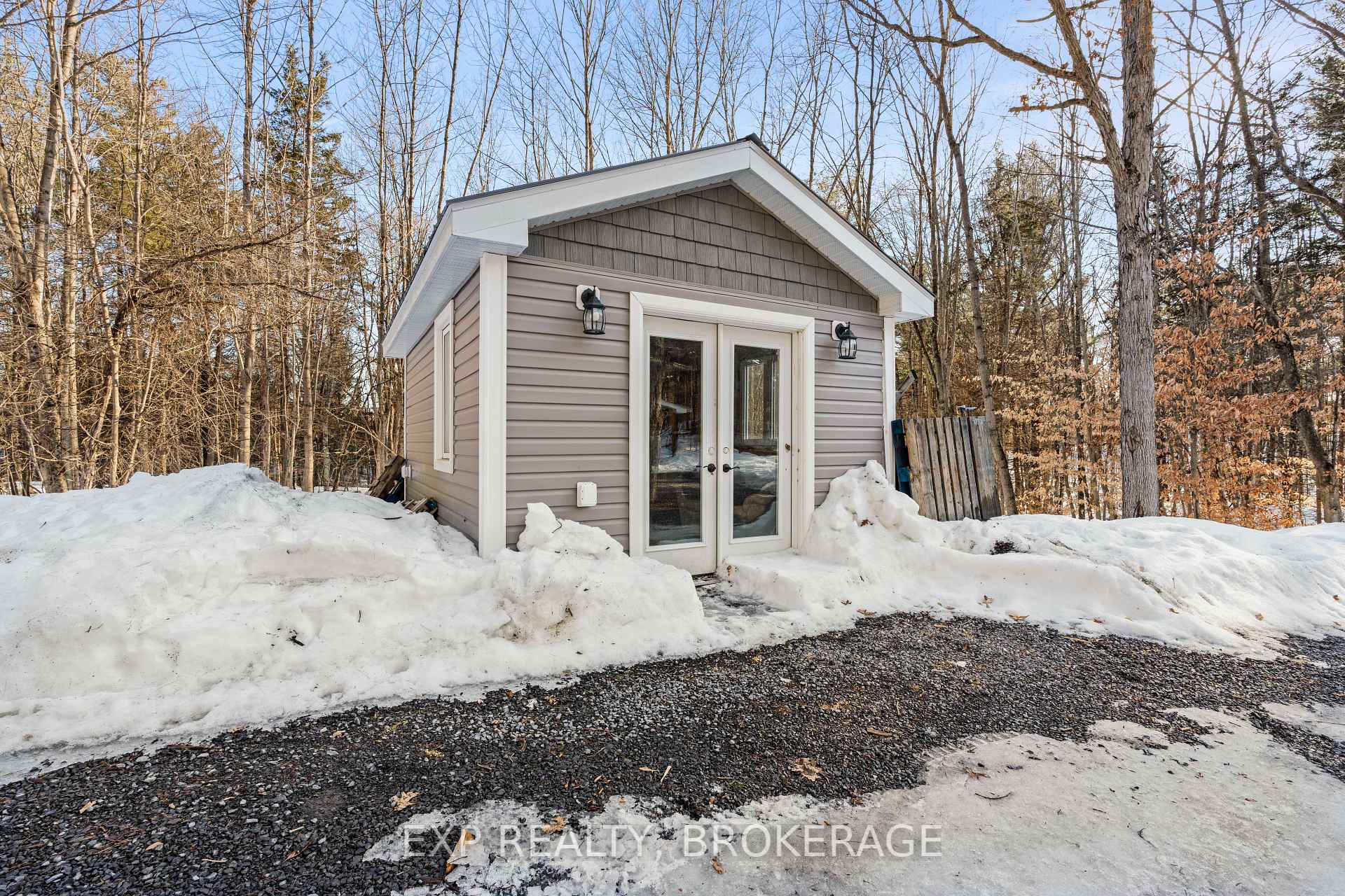 Photo 35 of 2579 Desert Lake Road, Frontenac, Frontenac South — HOMEH