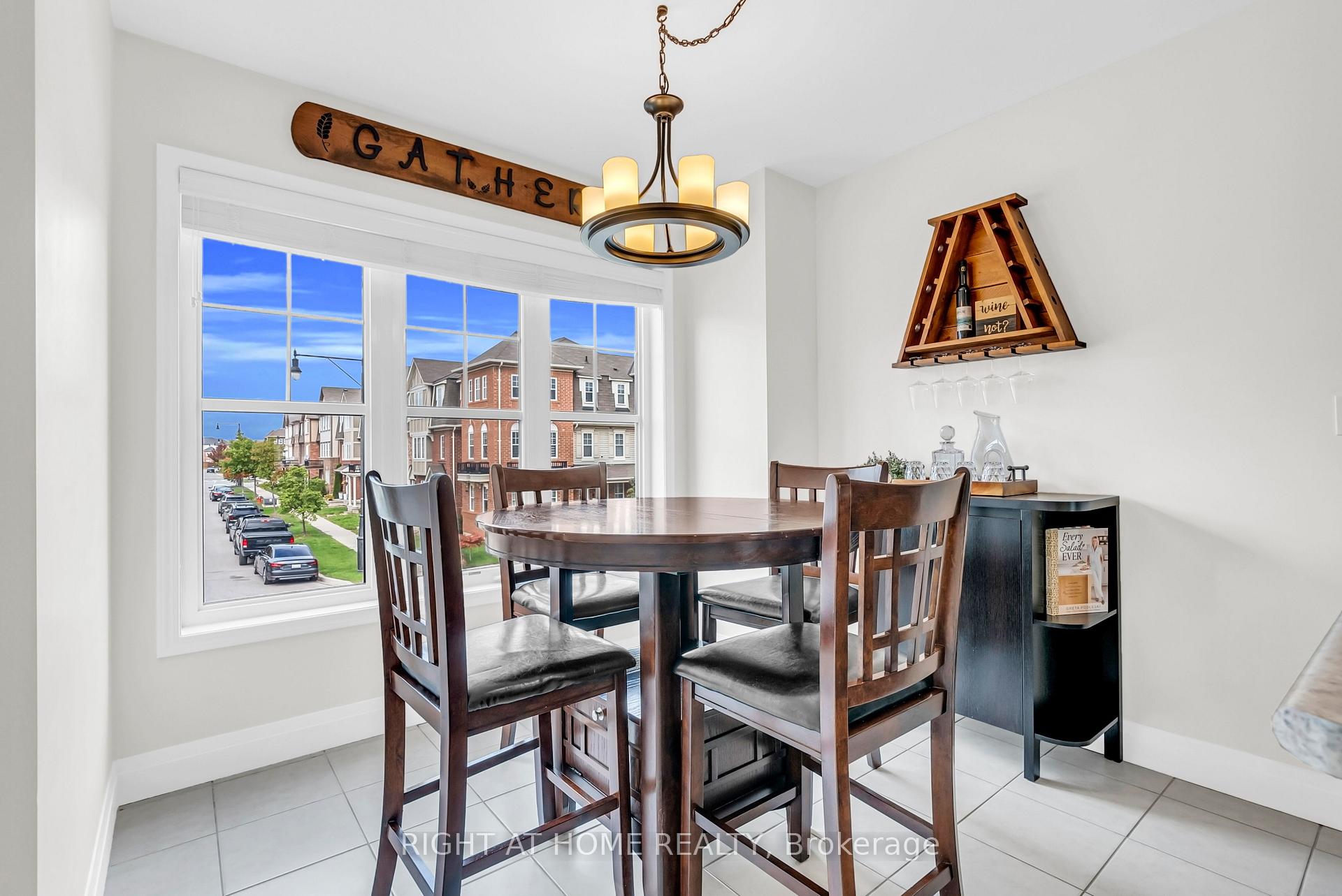 Photo 13 of 37 Ariel Road, Brampton, Northwest Brampton — HOMEH