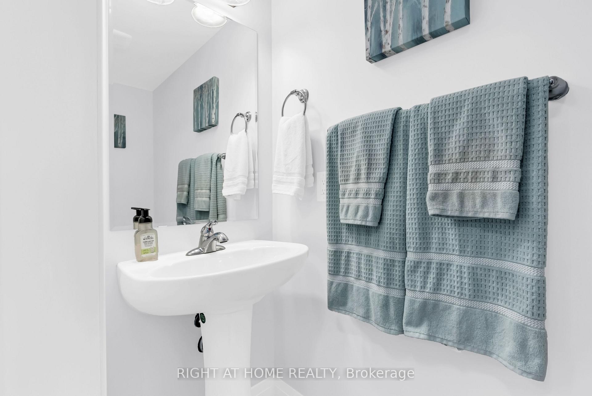 Photo 15 of 37 Ariel Road, Brampton, Northwest Brampton — HOMEH