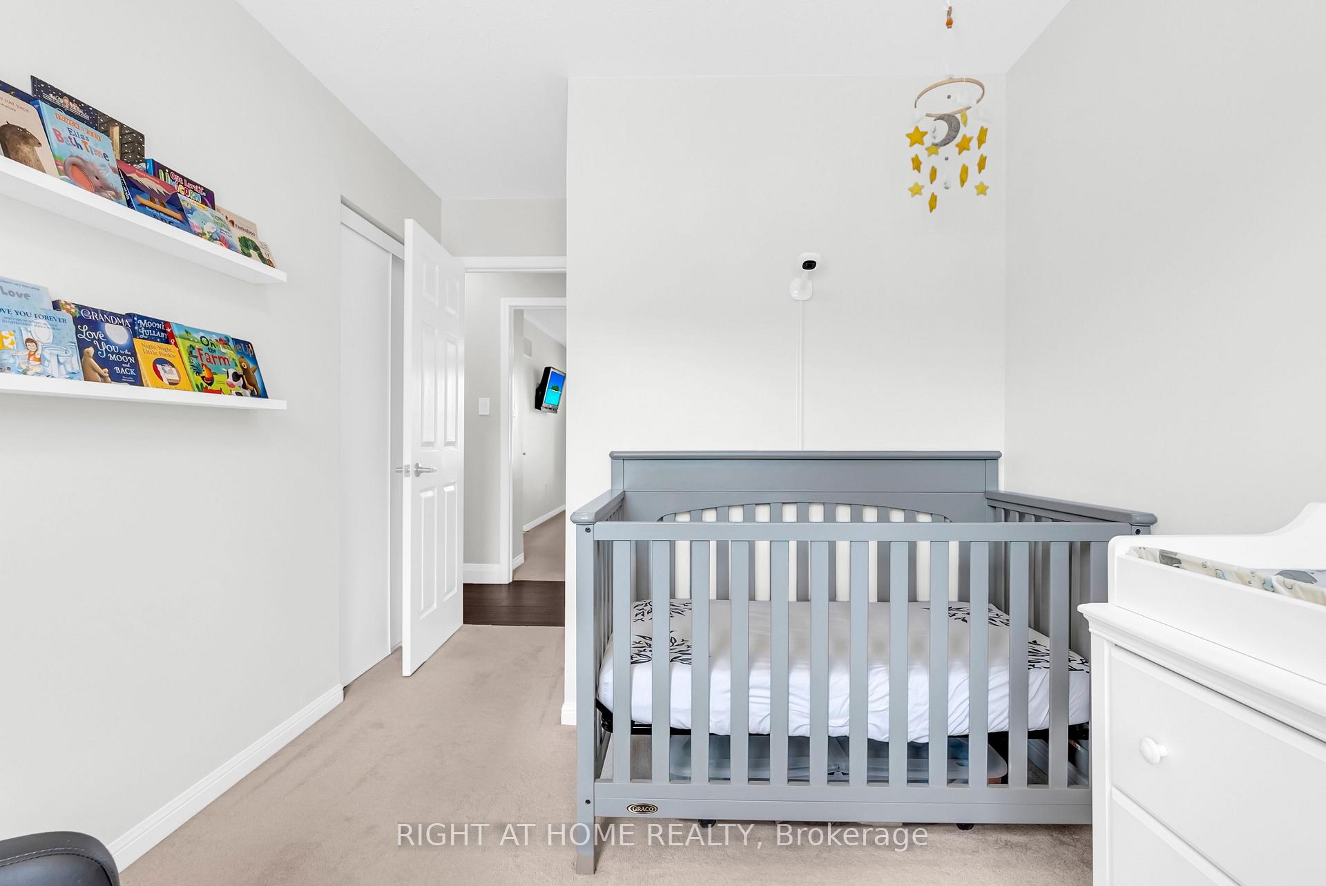 Photo 24 of 37 Ariel Road, Brampton, Northwest Brampton — HOMEH
