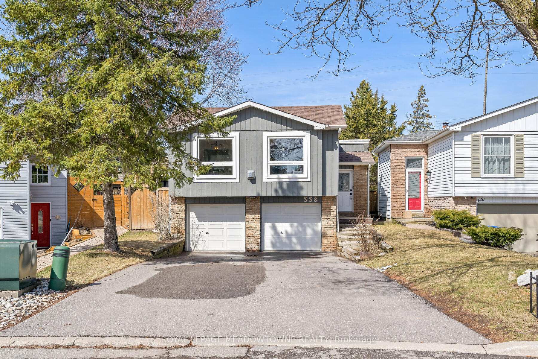 Front of 338 Whitehead Crescent