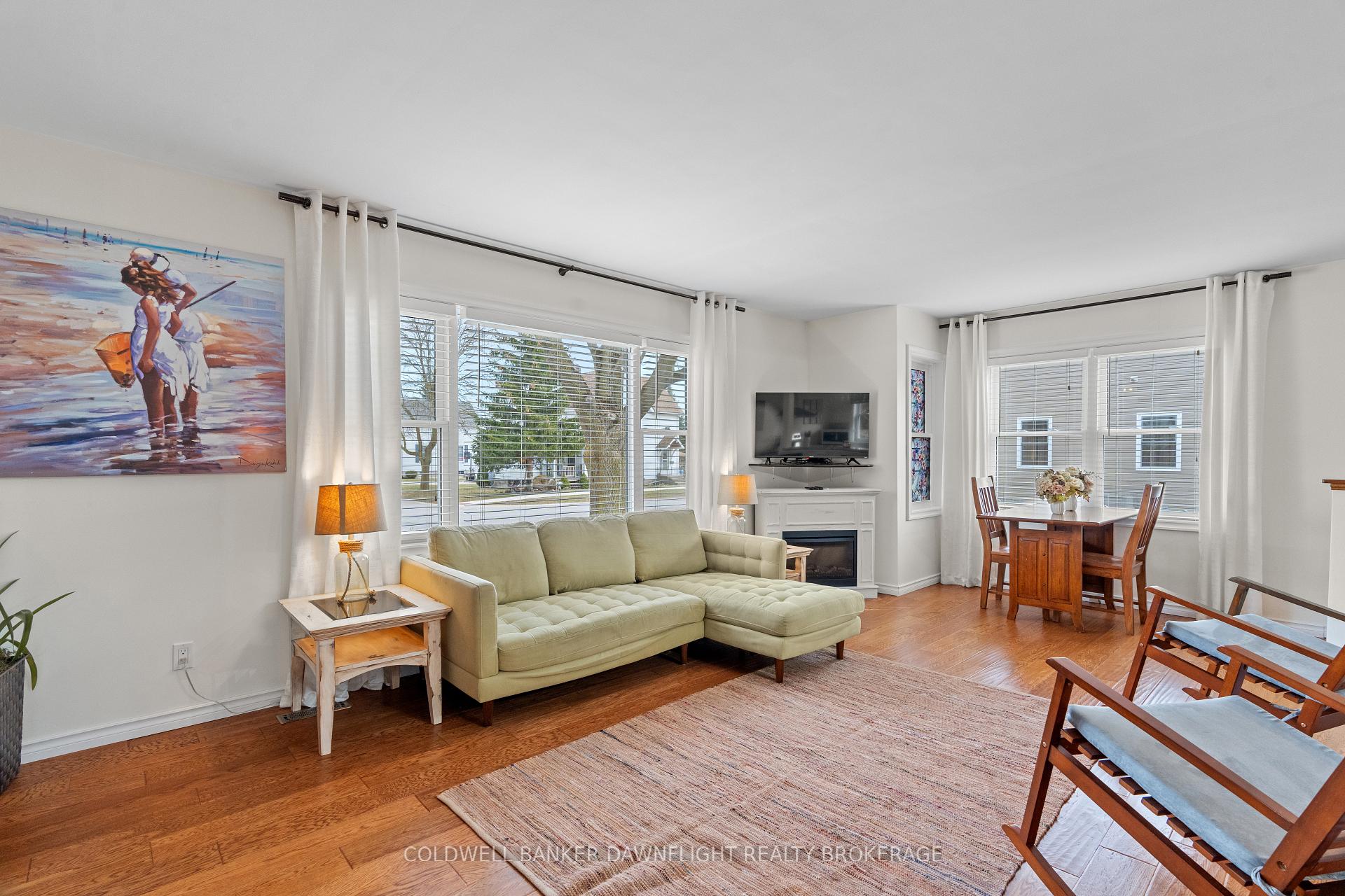 Photo 10 of 19 John Street N, Bluewater, Zurich — HOMEH