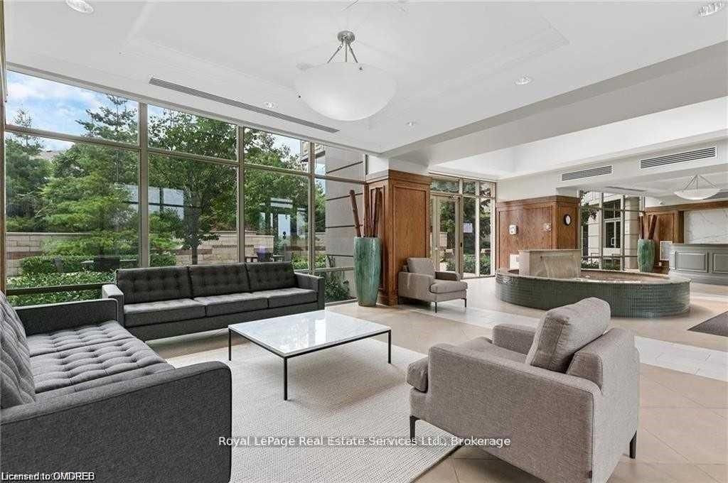 Photo 3 of Unit 302, 2391 Central Park Dr, Oakville, River Oaks — HOMEH