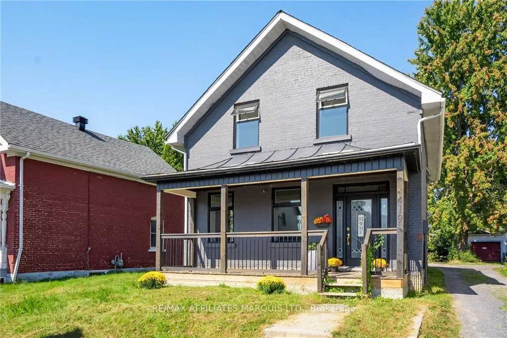 Photo 1 of 419 Water Street E, Cornwall — HOMEH