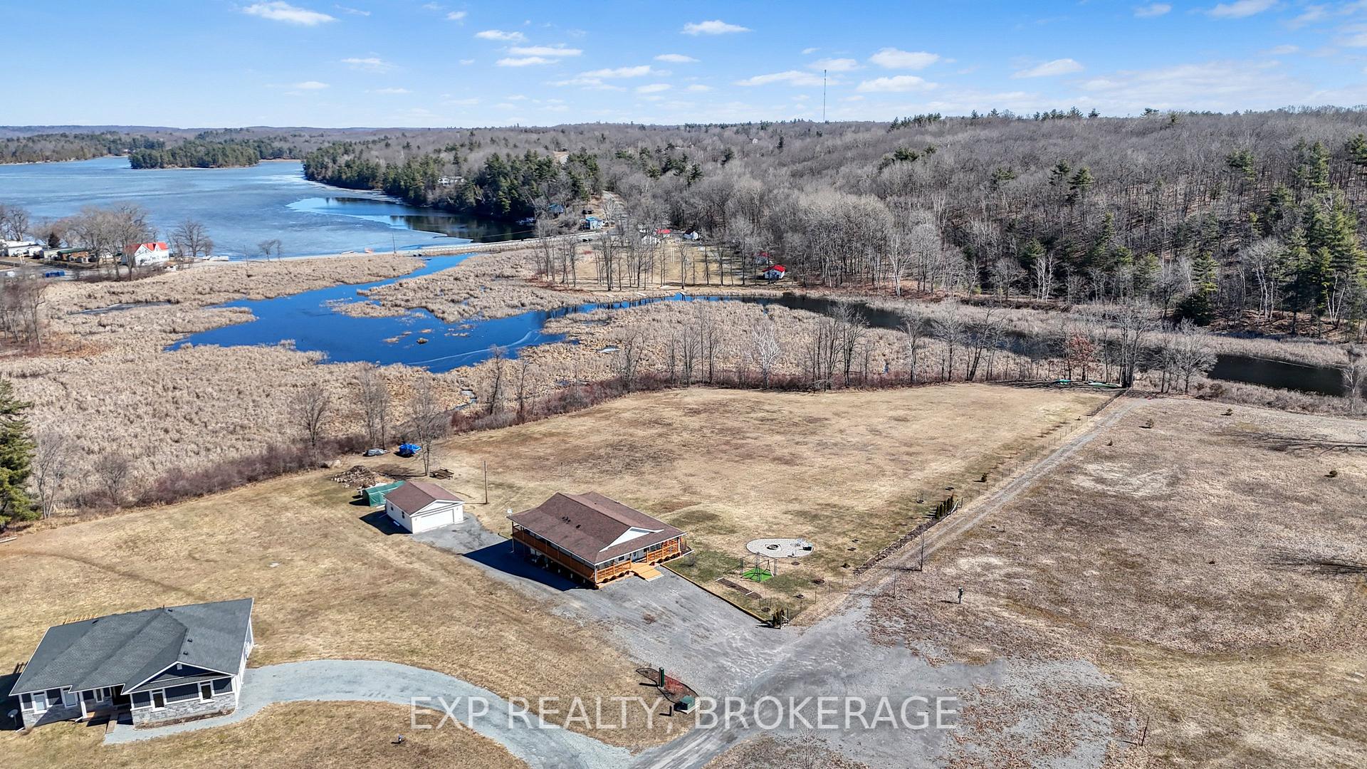 Photo 3 of 39 Starlight Lane, Frontenac, Frontenac South — HOMEH
