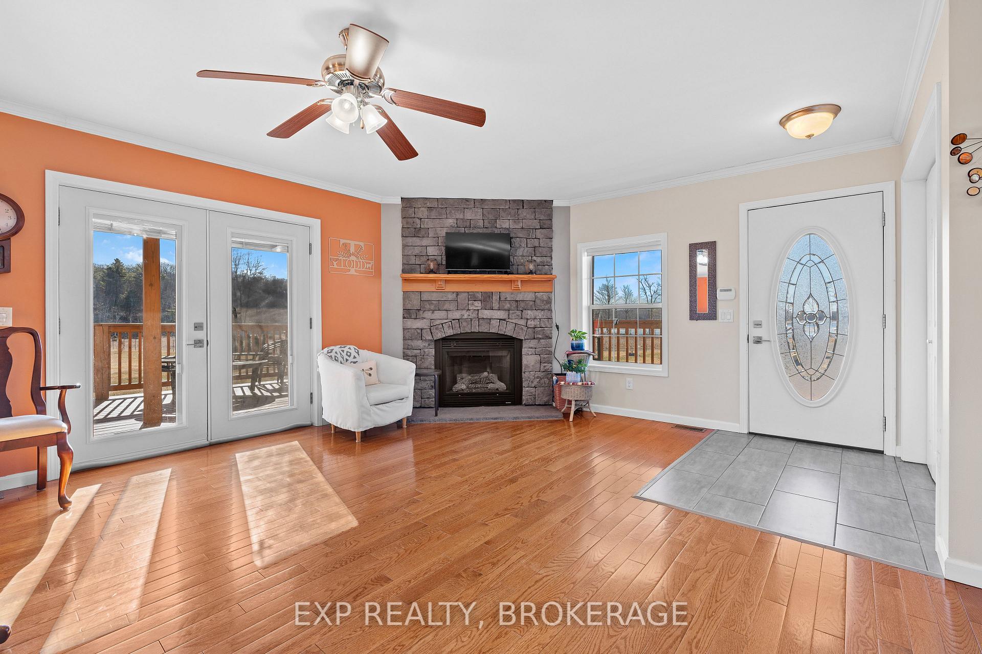 Photo 4 of 39 Starlight Lane, Frontenac, Frontenac South — HOMEH