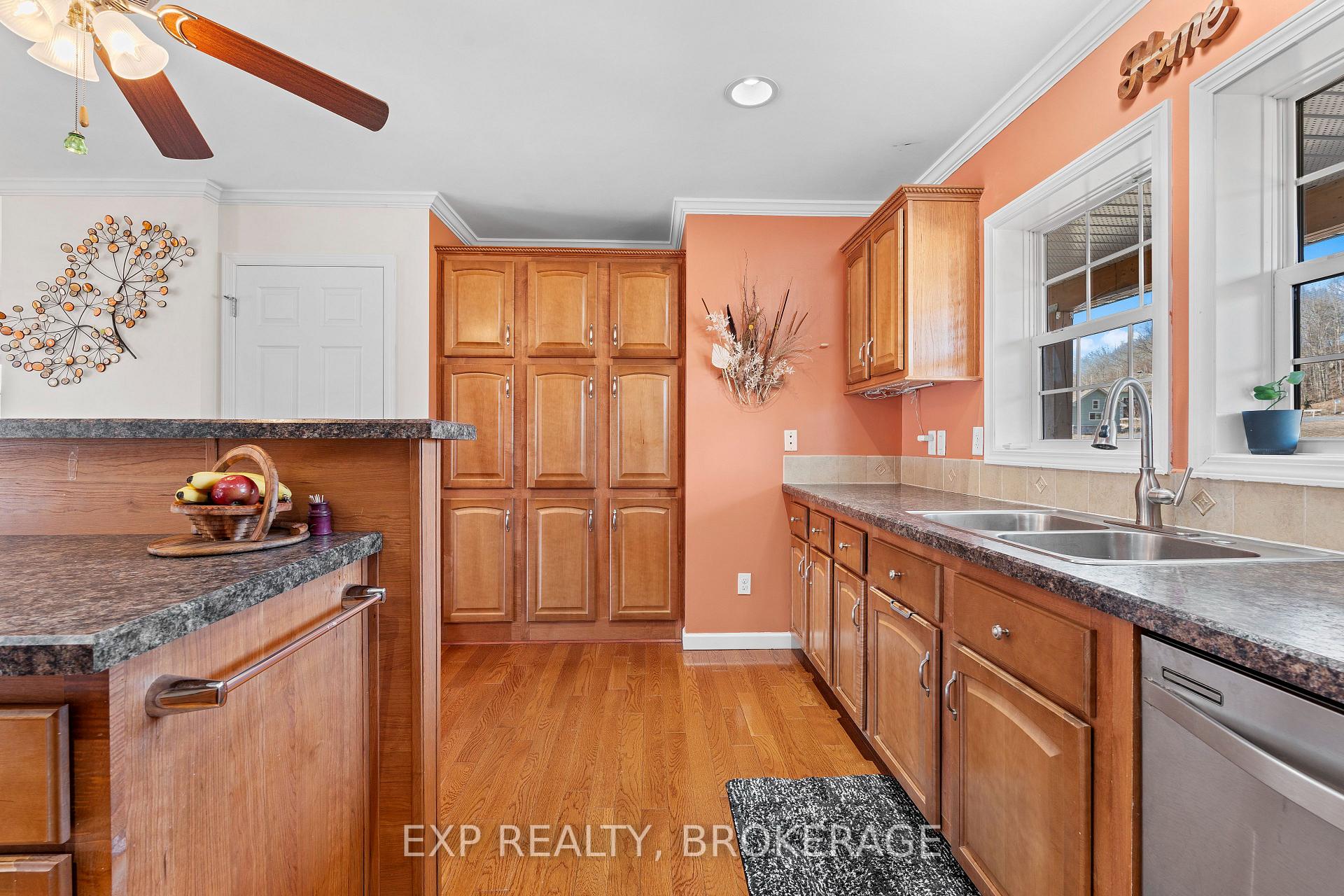 Photo 8 of 39 Starlight Lane, Frontenac, Frontenac South — HOMEH