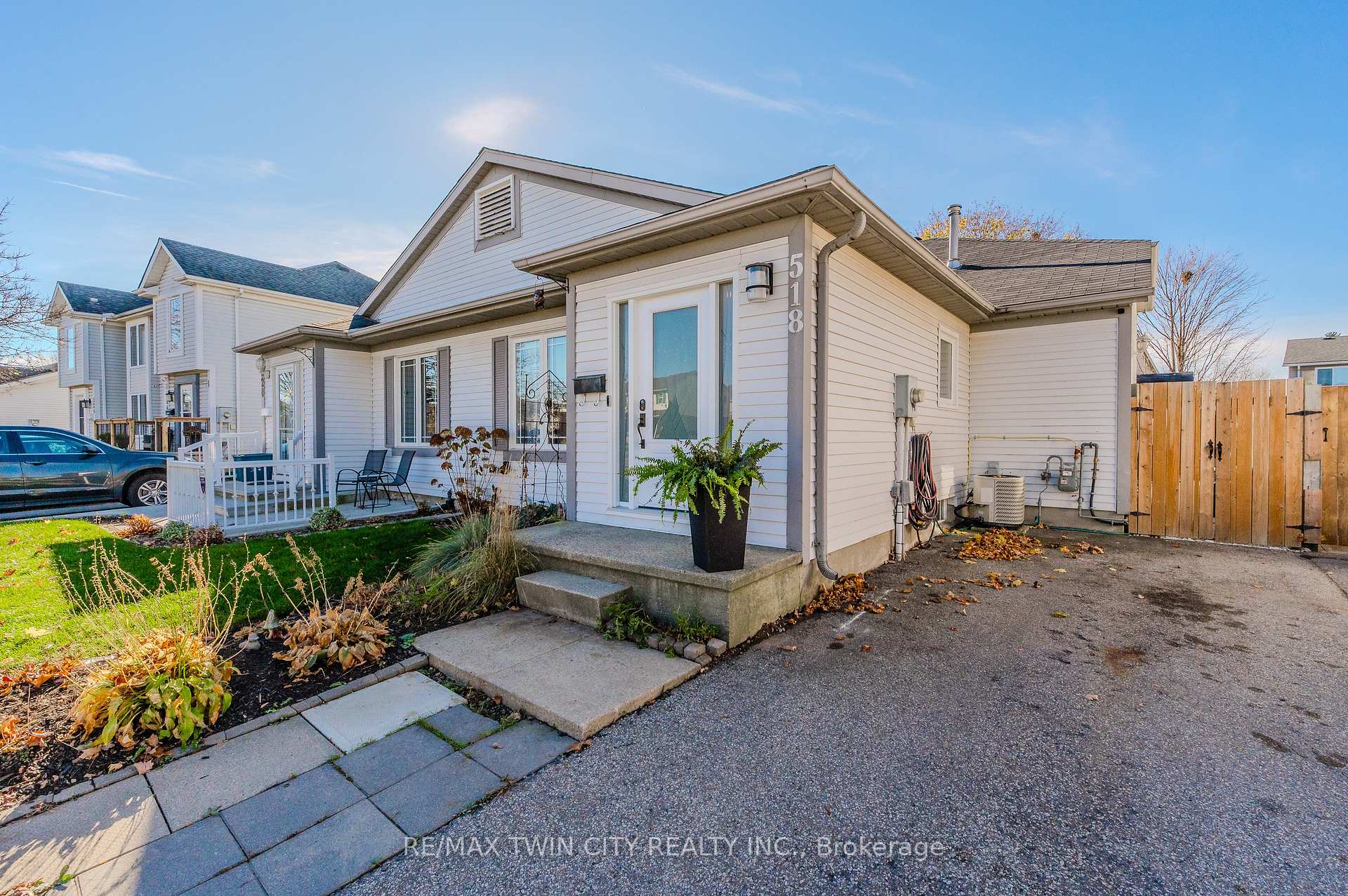 Photo 2 of 518 Mortimer Drive, Cambridge — HOMEH