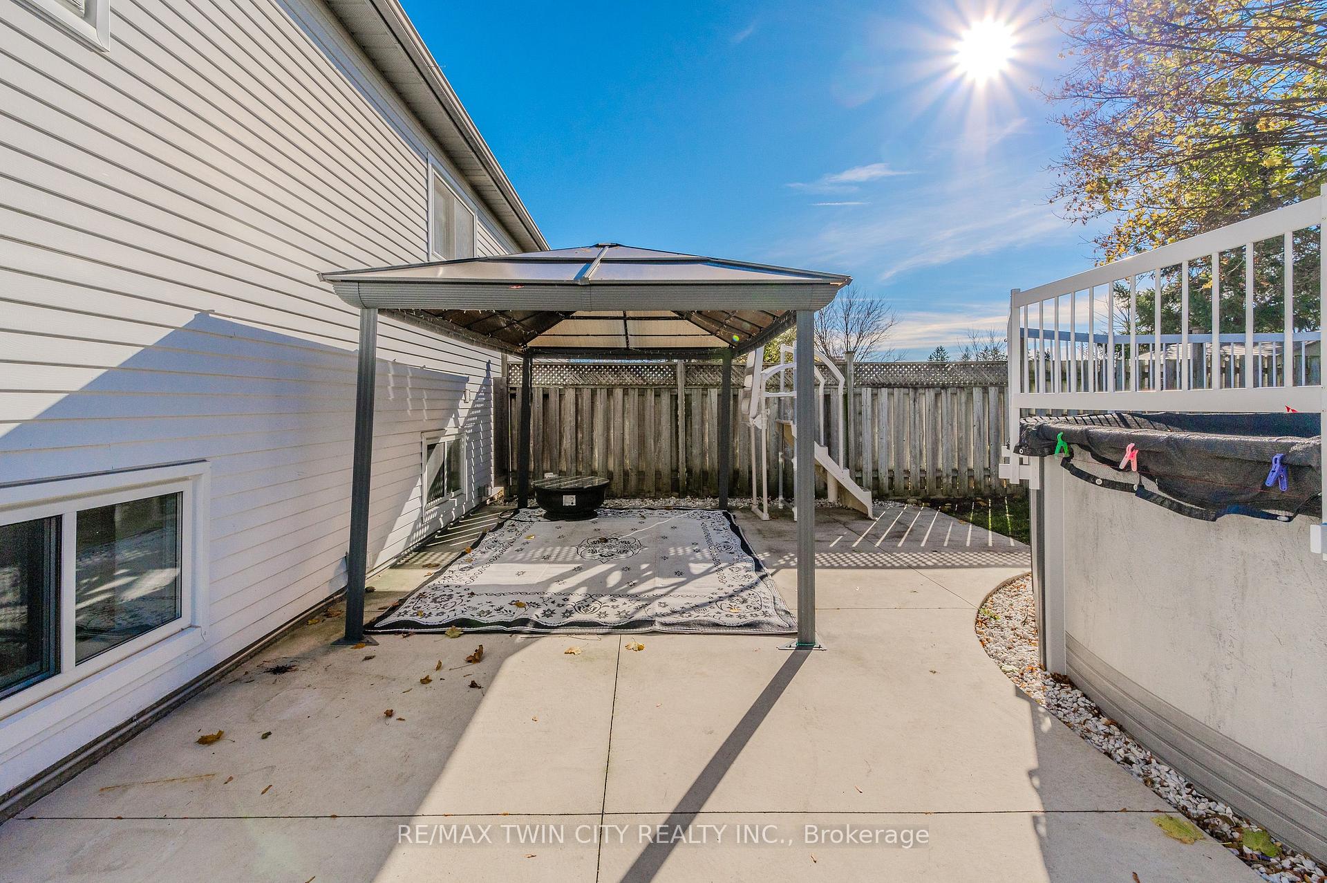Photo 32 of 518 Mortimer Drive, Cambridge — HOMEH
