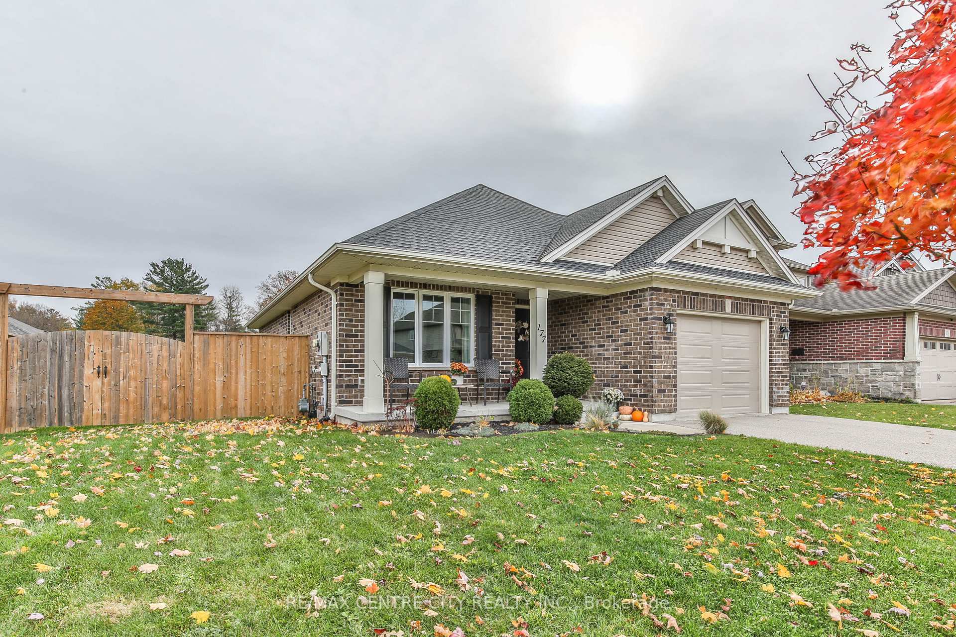Photo 2 of 177 Tarry Parkway, Aylmer — HOMEH
