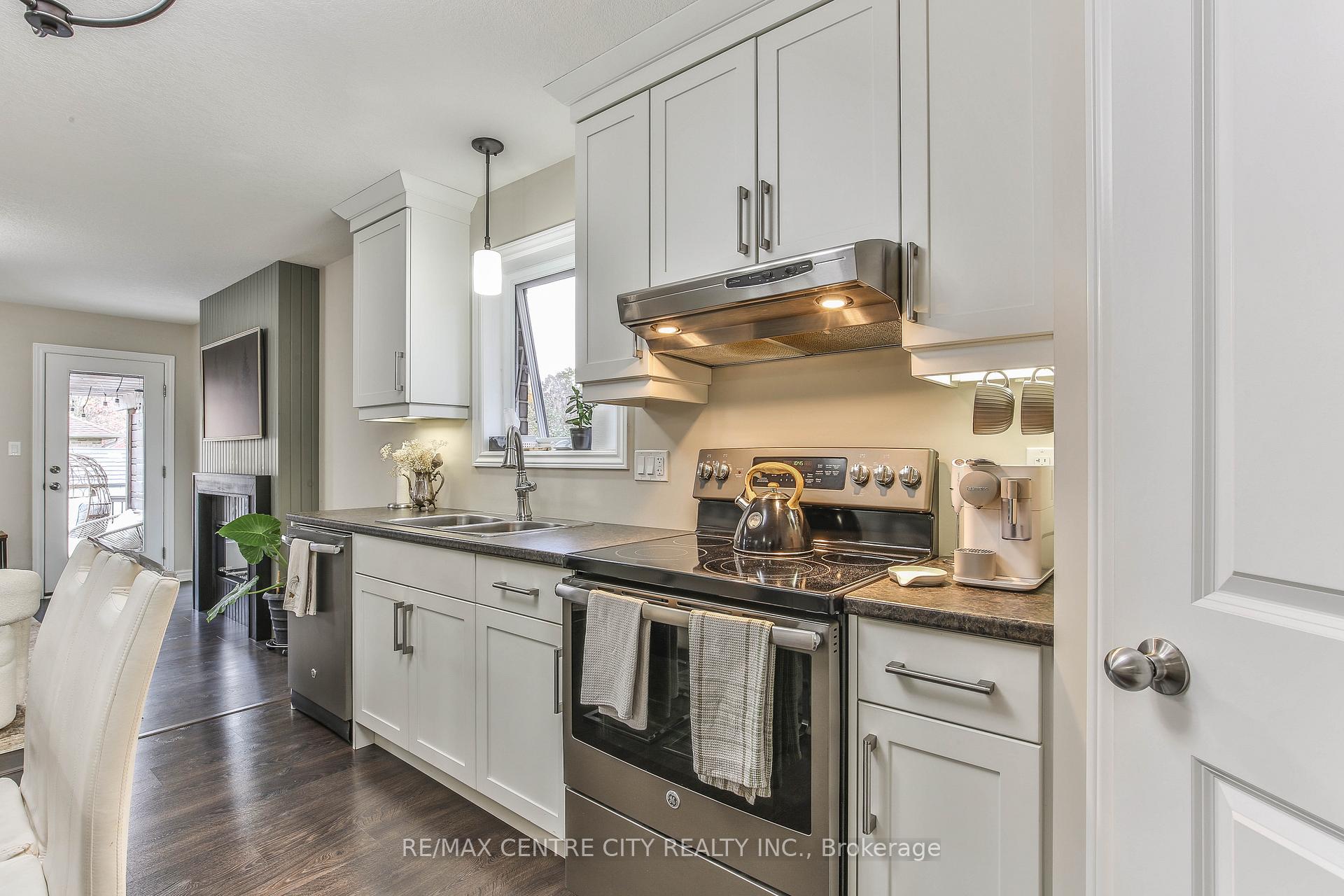 Photo 11 of 177 Tarry Parkway, Aylmer — HOMEH
