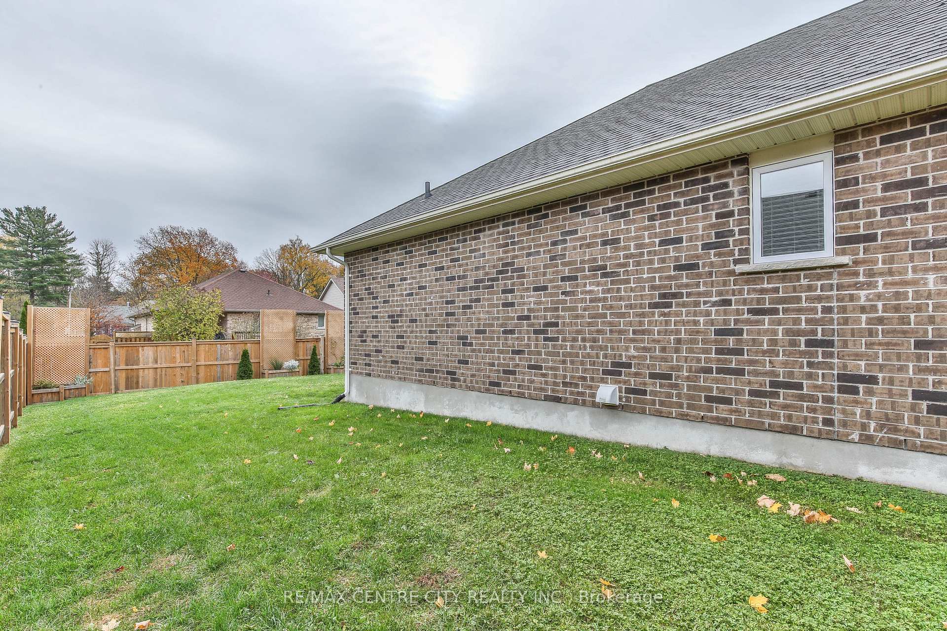 Photo 30 of 177 Tarry Parkway, Aylmer — HOMEH