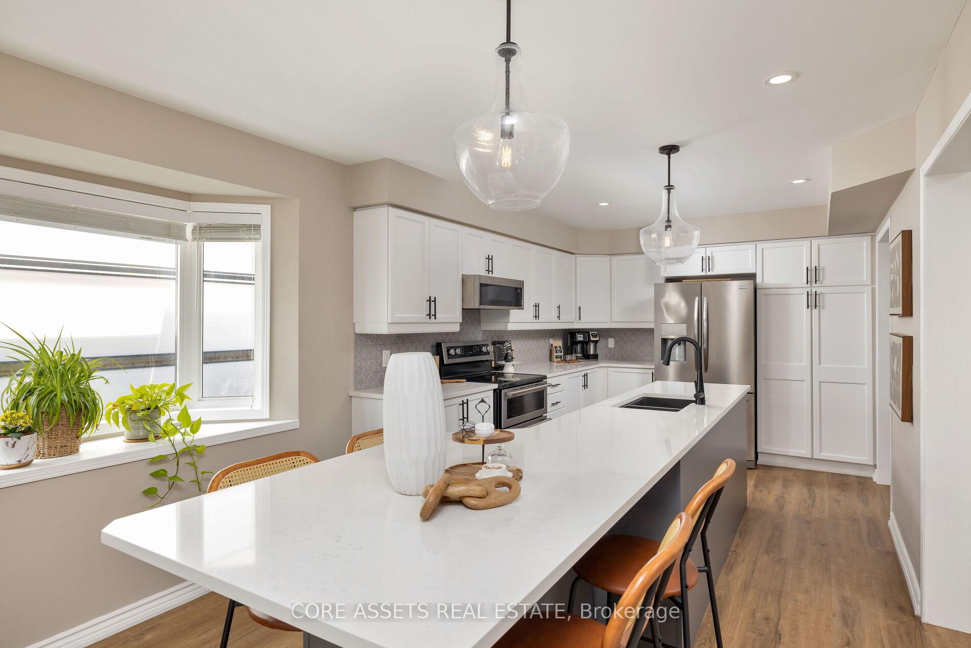 Photo 16 of 170 Harmer Drive, Clarington, Newcastle — HOMEH