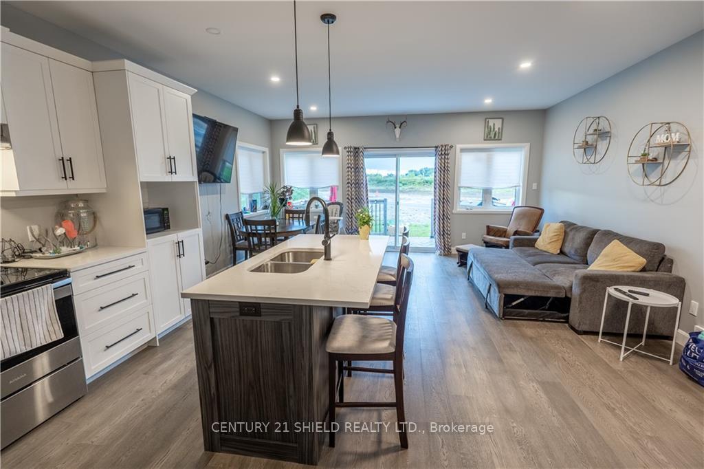 Photo 5 of 142 Bellwood Drive, Cornwall — HOMEH