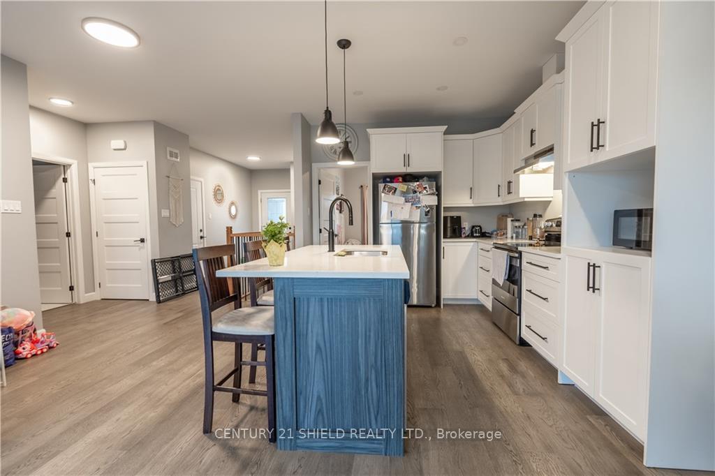 Photo 8 of 142 Bellwood Drive, Cornwall — HOMEH