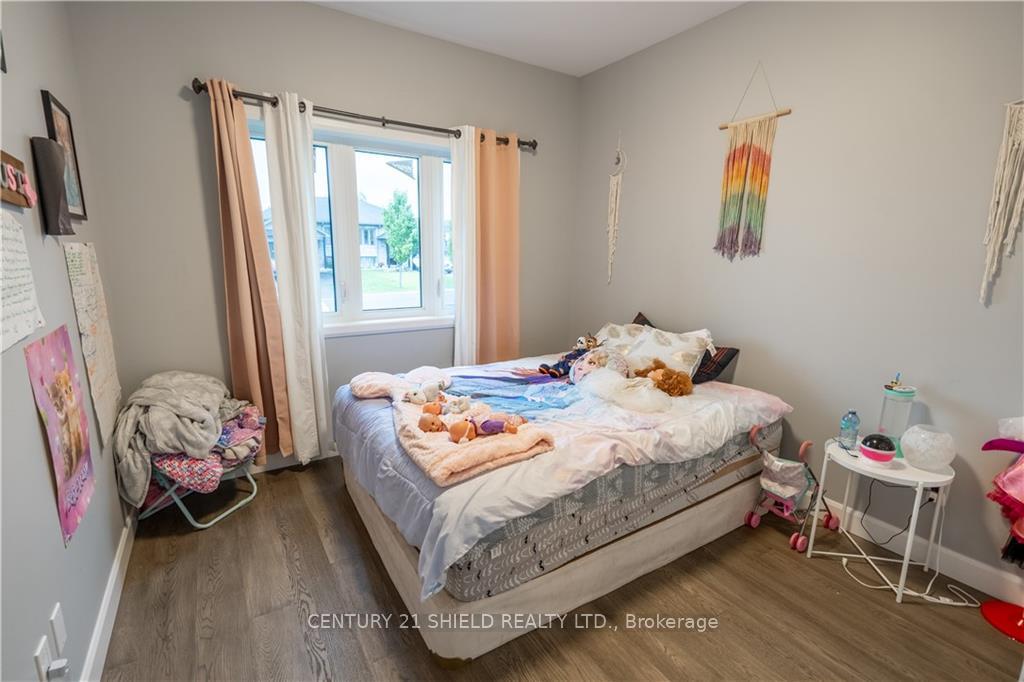 Photo 9 of 142 Bellwood Drive, Cornwall — HOMEH