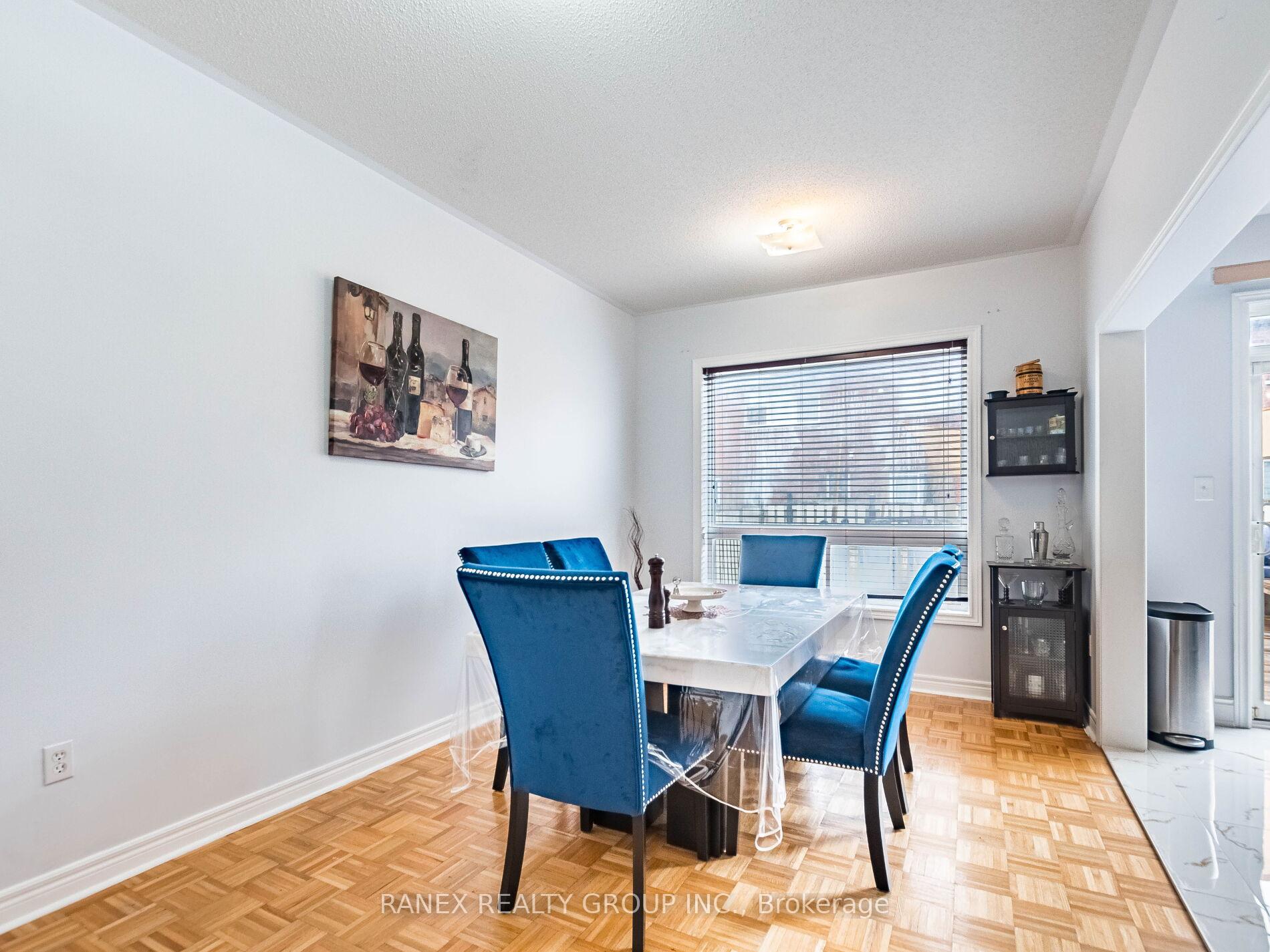 Photo 10 of 18 Tundra Swan Road, Brampton, Sandringham-Wellington — HOMEH