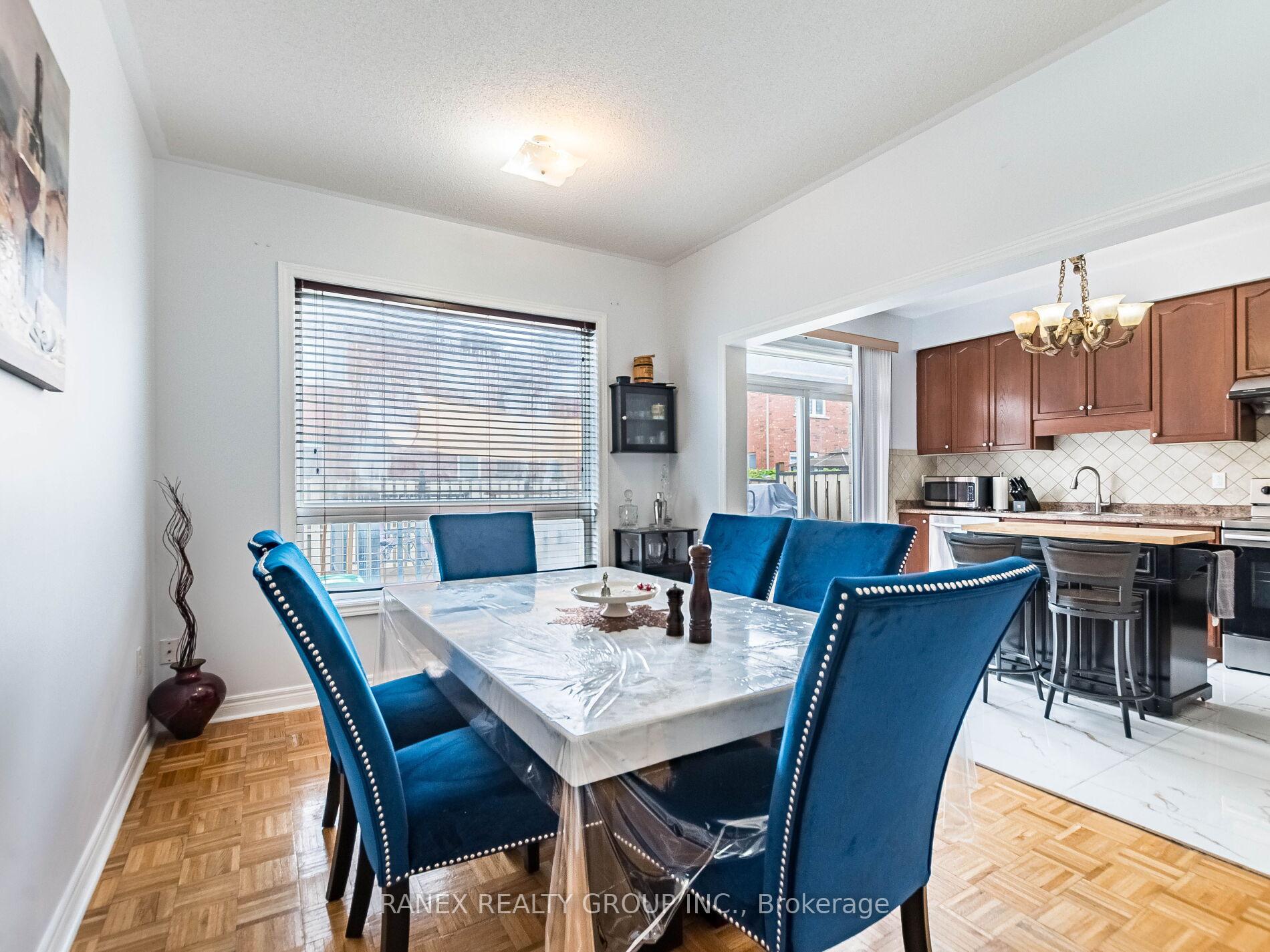 Photo 11 of 18 Tundra Swan Road, Brampton, Sandringham-Wellington — HOMEH