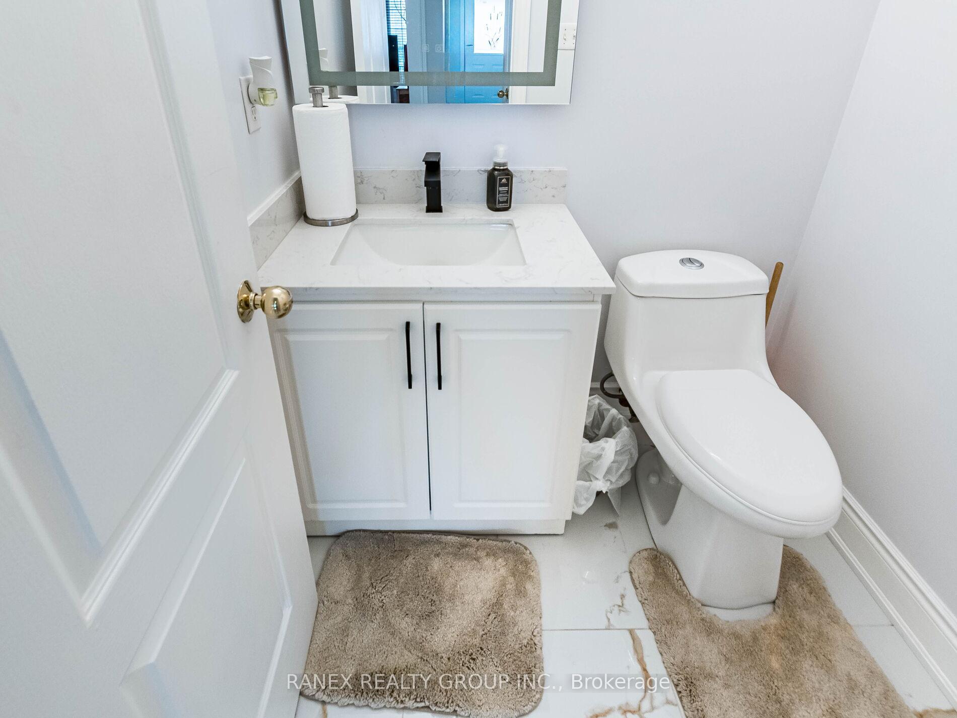 Photo 19 of 18 Tundra Swan Road, Brampton, Sandringham-Wellington — HOMEH
