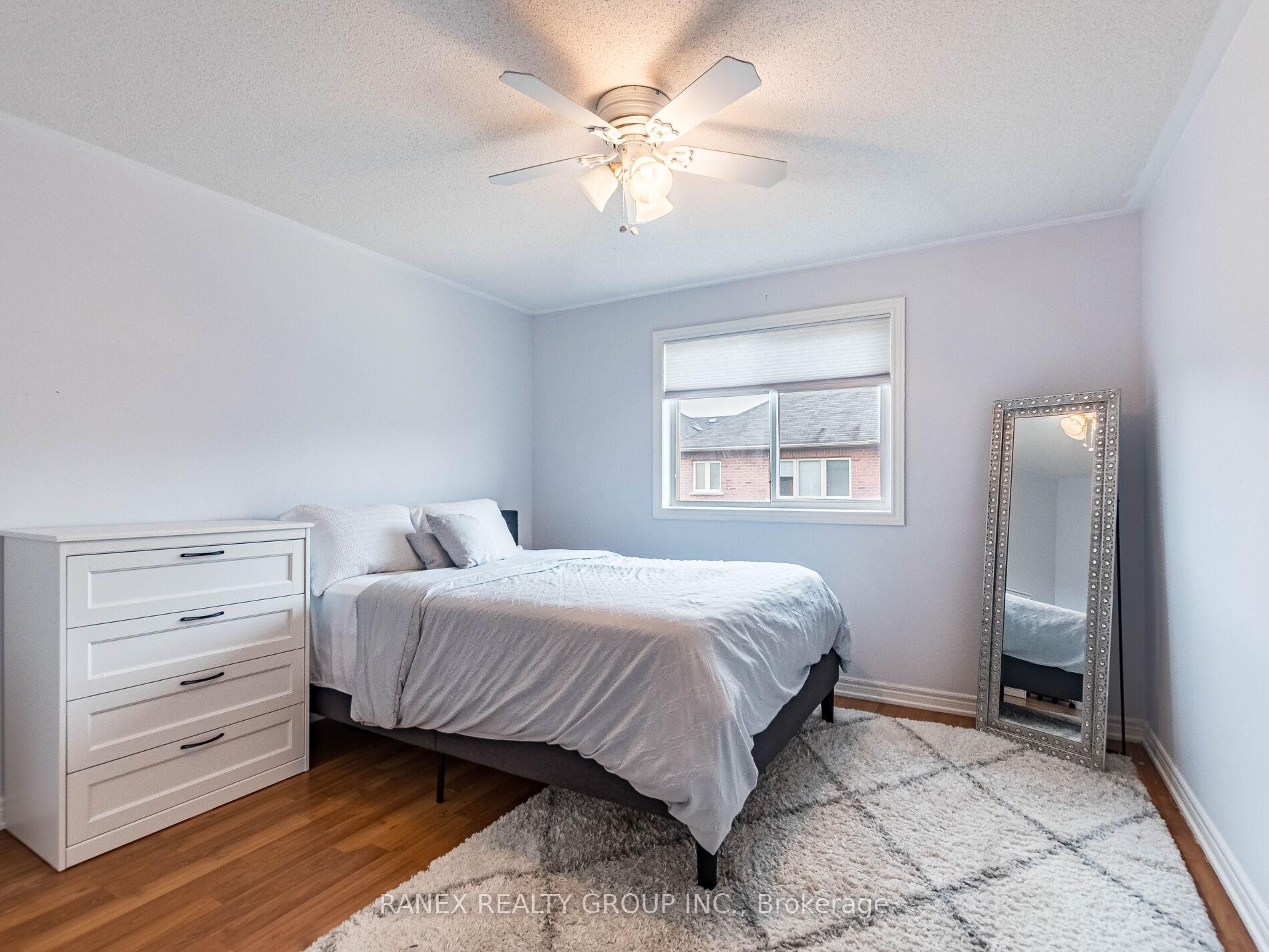 Photo 28 of 18 Tundra Swan Road, Brampton, Sandringham-Wellington — HOMEH