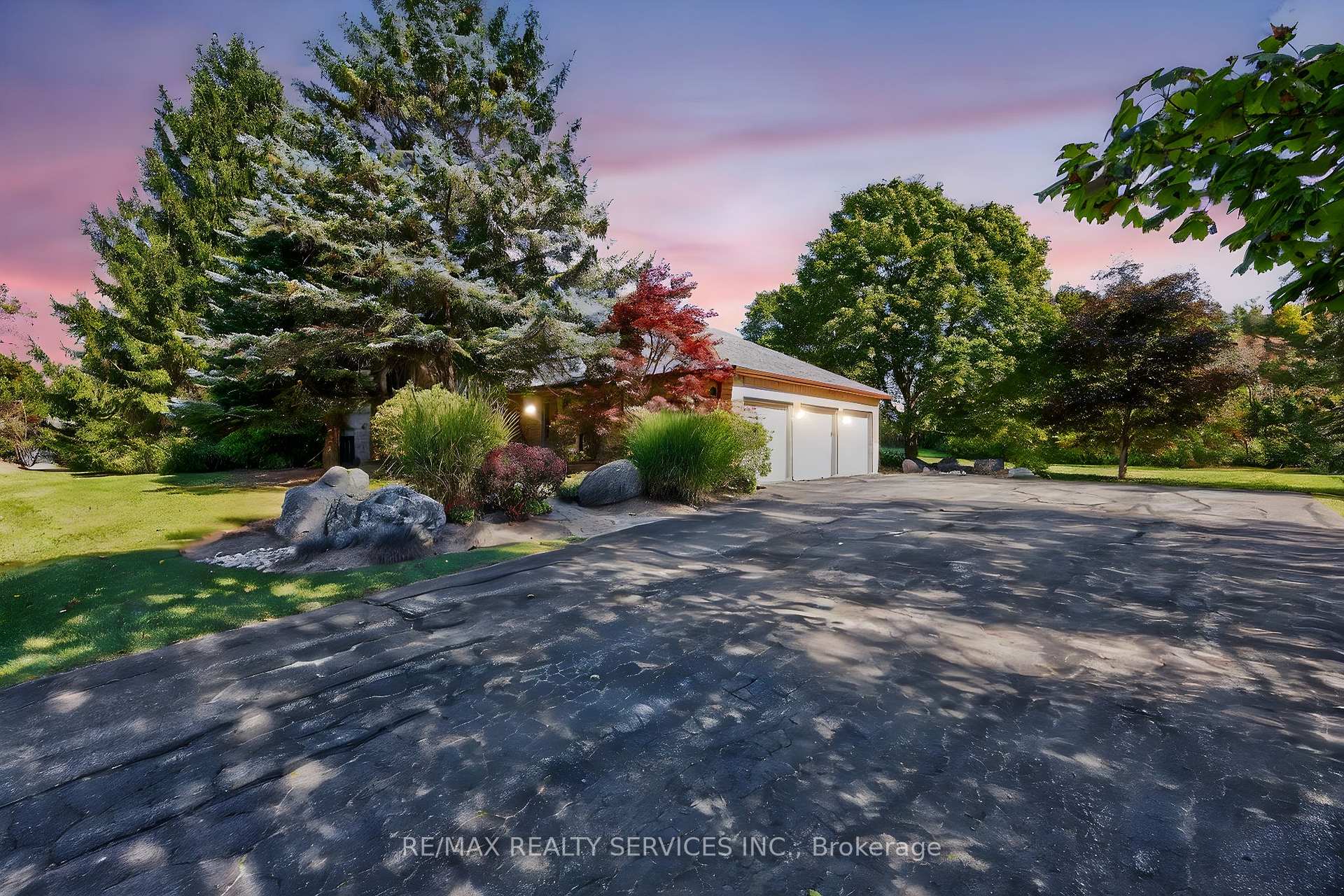 Photo 1 of 43 Mccort Drive, Caledon, Caledon Village — HOMEH