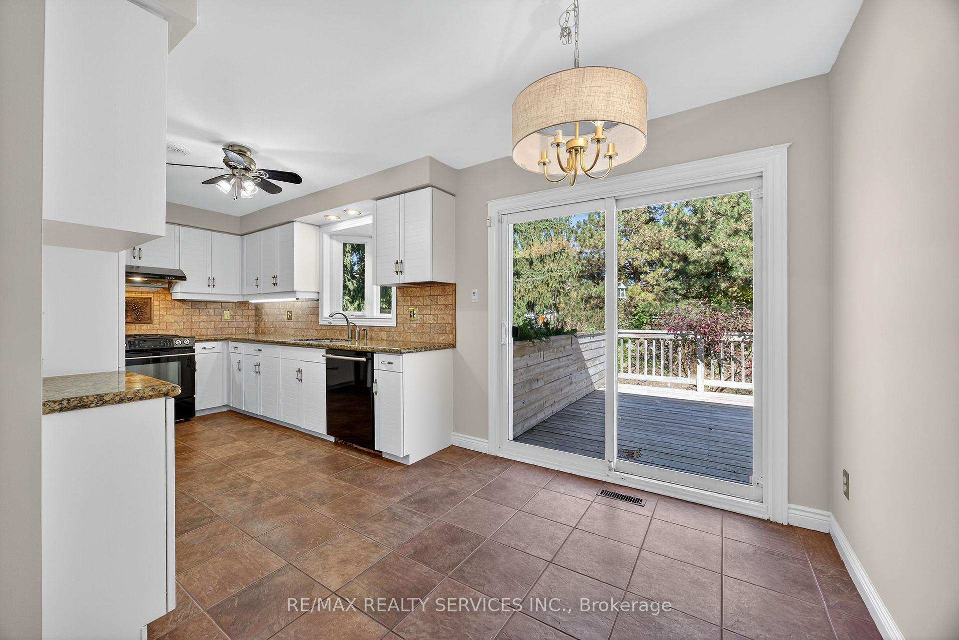 Photo 15 of 43 Mccort Drive, Caledon, Caledon Village — HOMEH