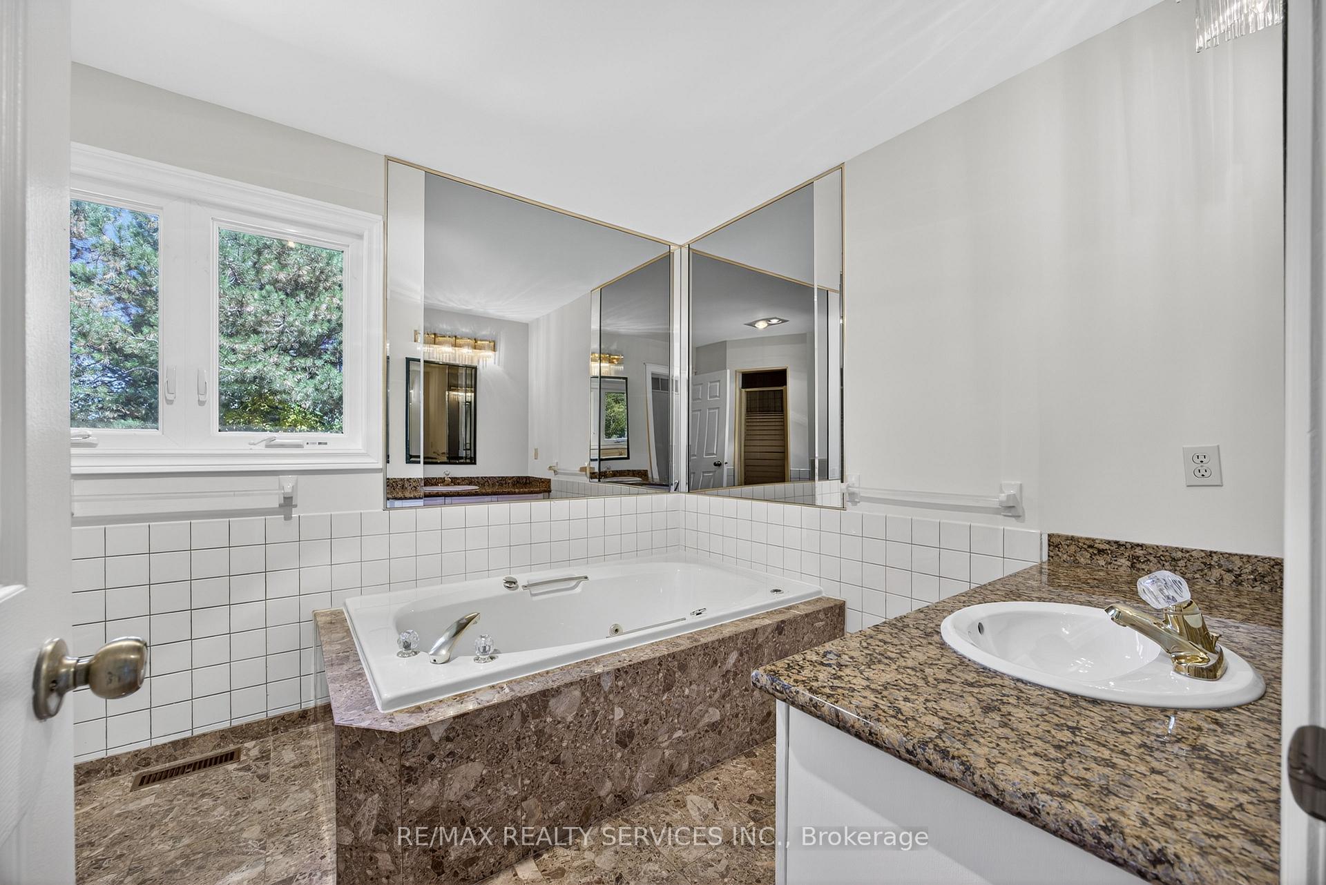 Photo 19 of 43 Mccort Drive, Caledon, Caledon Village — HOMEH