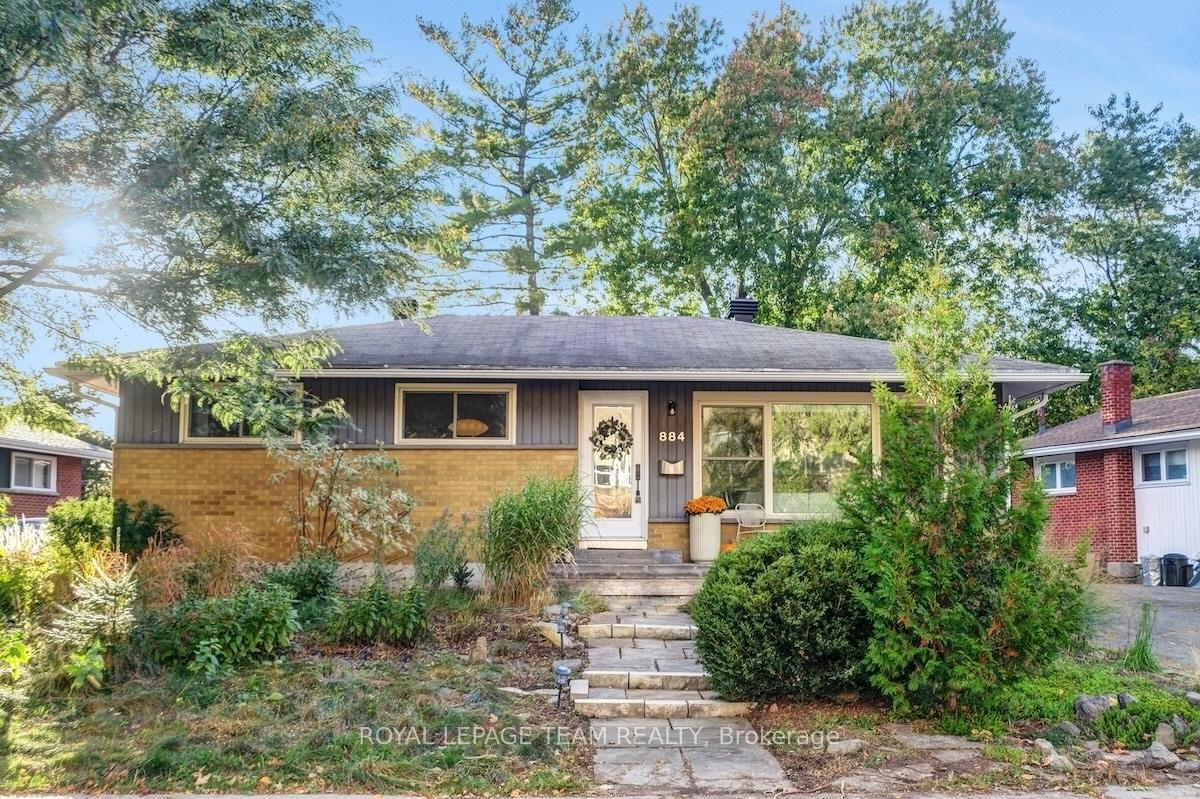 Photo 1 of 884 Admiral Avenue, Ottawa, Carlington — HOMEH