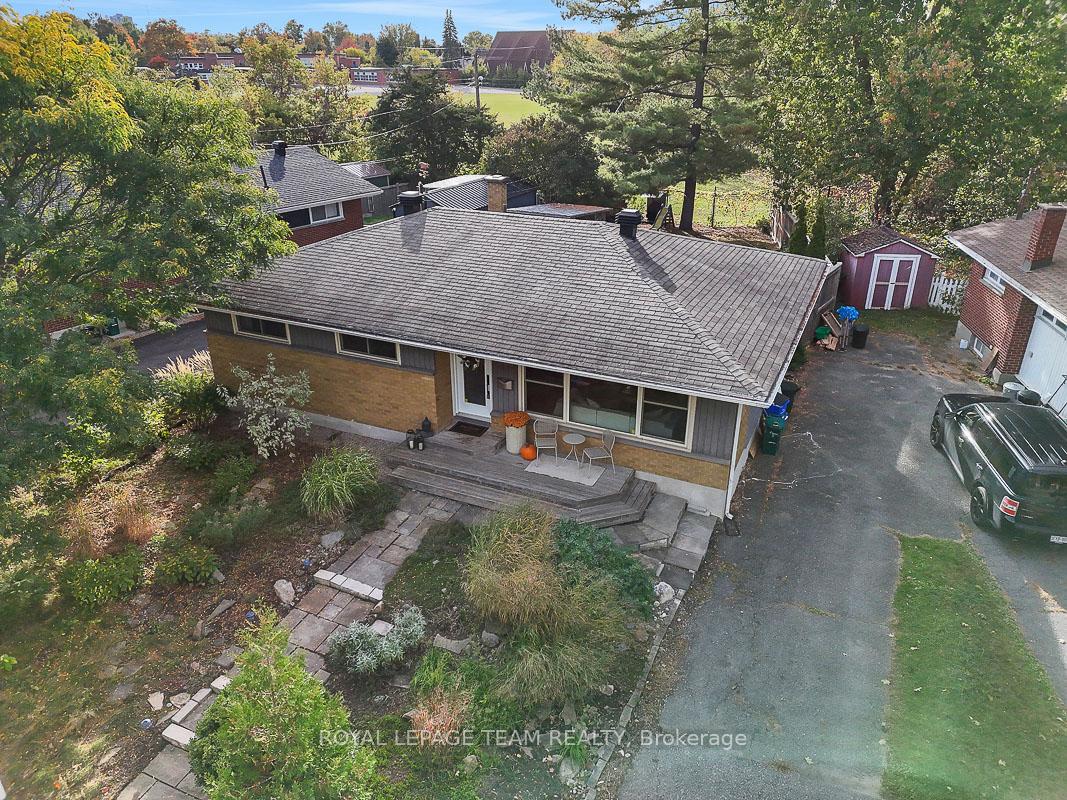 Photo 27 of 884 Admiral Avenue, Ottawa, Carlington — HOMEH