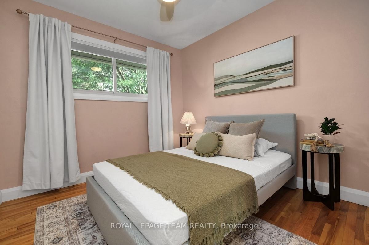Photo 30 of 884 Admiral Avenue, Ottawa, Carlington — HOMEH