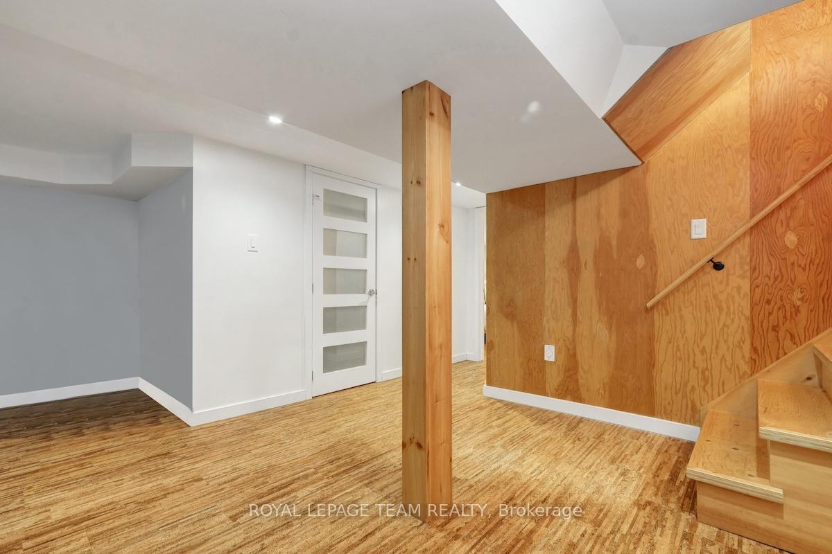 Photo 29 of 884 Admiral Avenue, Ottawa, Carlington — HOMEH