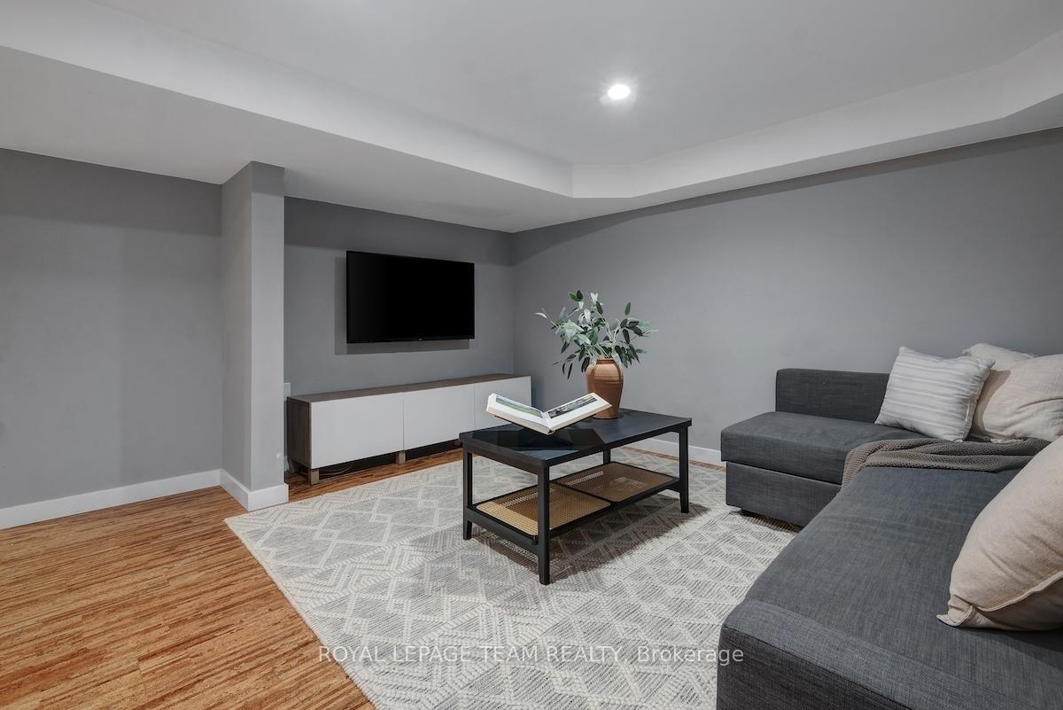 Photo 31 of 884 Admiral Avenue, Ottawa, Carlington — HOMEH