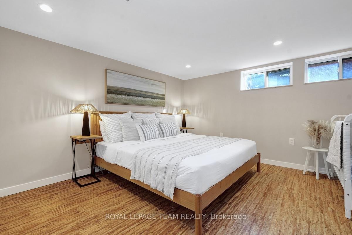 Photo 34 of 884 Admiral Avenue, Ottawa, Carlington — HOMEH