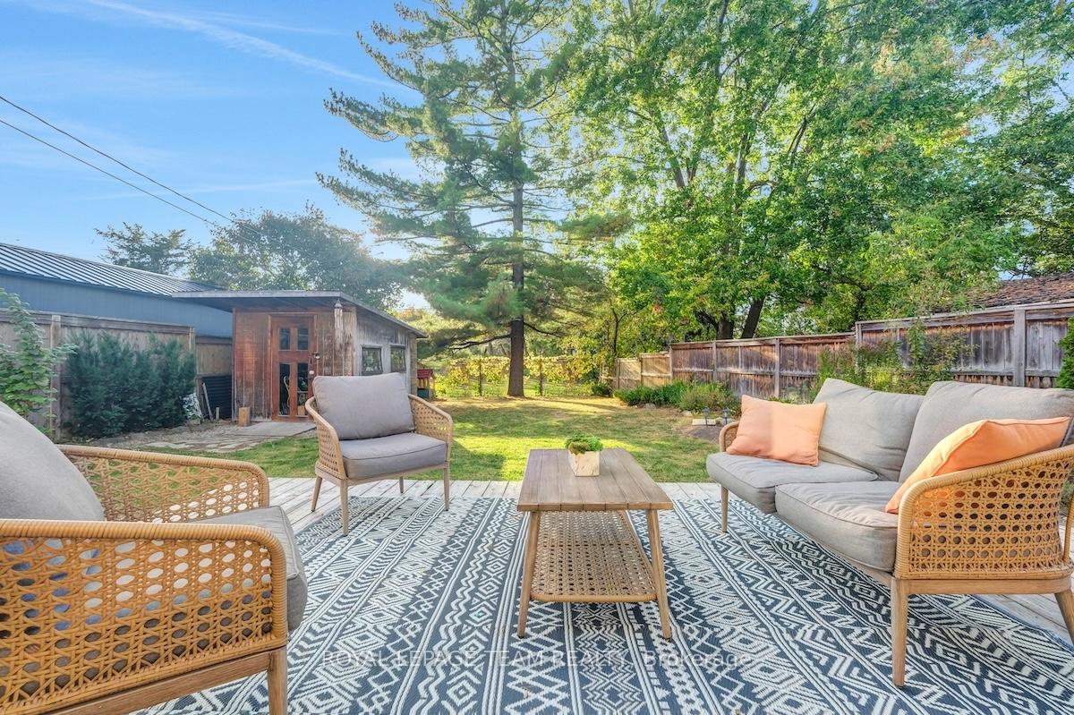 Photo 37 of 884 Admiral Avenue, Ottawa, Carlington — HOMEH